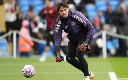 Senne Lammens Debuts as Manchester United Goalkeeper Against Sunderland