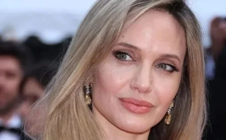 Angelina Jolie Cautiously Uses Botox to Maintain Natural Look