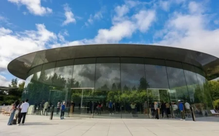 Apple Removes ICEBlock App Following Trump Pressure: NPR