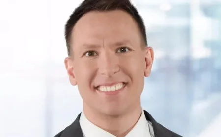 Sunday Weather: Strong Winds and Cooler Temperatures Expected