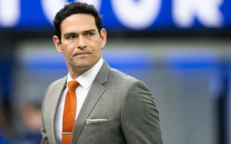 Former QB Mark Sanchez Charged with Assaulting Truck Driver