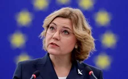 EU Unveils AI Plan to Cut Dependency on US and China Tech