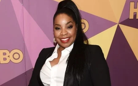 “Vice Principals Star Kimberly Hébert Gregory Passes Away at 52”