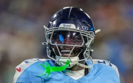 Titans Linebacker Injured in Game Against Cardinals