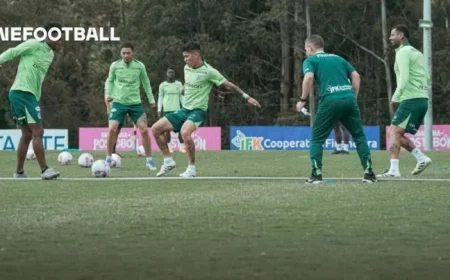 Coach Diego Arias Visits Boyacá Chicó for Key Matchup