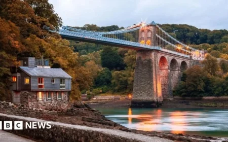 Anglesey Faces Rush Hour Delays as Menai Bridge Closes