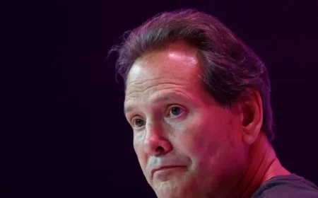 Verizon Appoints Ex-PayPal Leader Dan Schulman as CEO