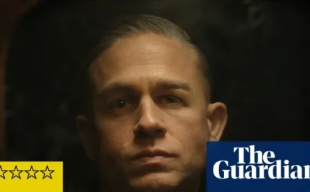 Review: Ryan Murphy’s ‘Monster: The Ed Gein Story’ Fails to Impress