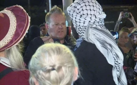 Dialogue Replaces Tensions at ICE Facility Monday Night