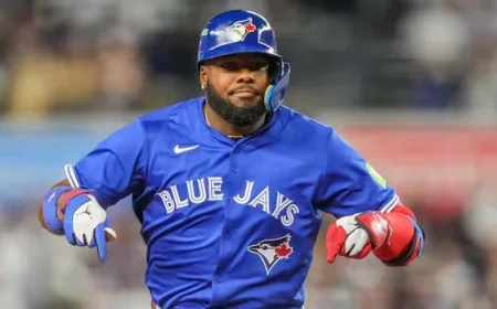 Vladimir Guerrero Jr. Powers 2-Run Homer, Blue Jays Take Early Lead