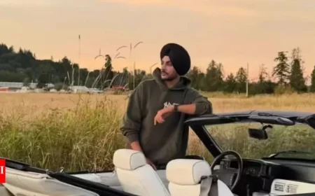 Punjabi Singer Rajvir Jawanda Dies in Tragic Road Accident