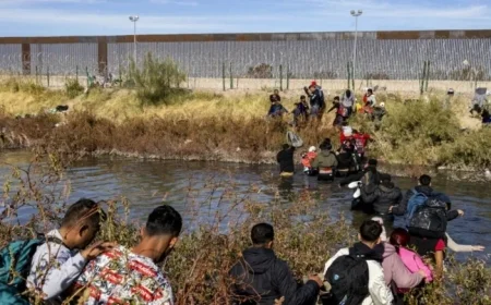 Supreme Court Permits Trump to End Immigration Protections for Venezuelans