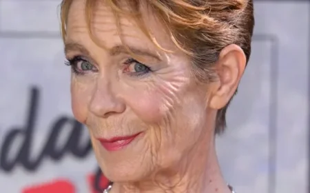 Celebrity Traitors Star Admires Celia Imrie’s ‘Naughty Streak’ in Thursday Murder Club