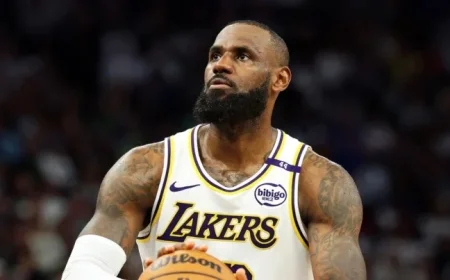 LeBron James to Miss Start of NBA Season with Lakers
