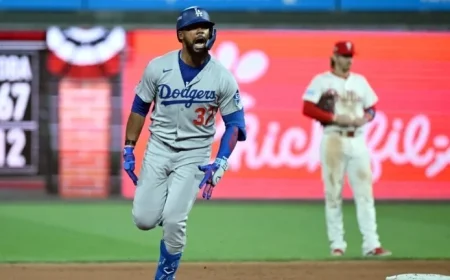 Dave Roberts Criticizes Teoscar Hernandez’s Defensive Error in Game 1