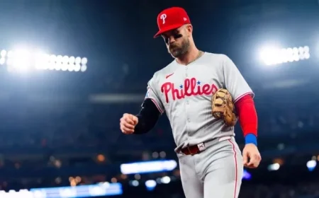 Phillies Star Harper Embraces Boos, Praises Fans