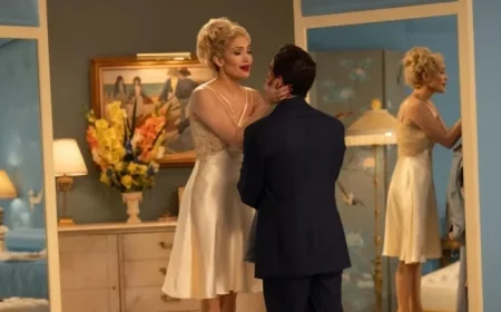 Review: J.Lo Shines in ‘Kiss of the Spider Woman’