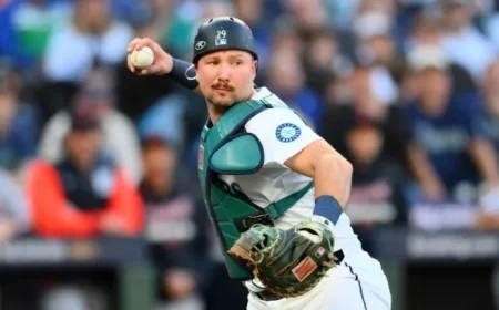 Hannah’s Message to Mariners’ Cal Raleigh During Game 4 vs. Tigers