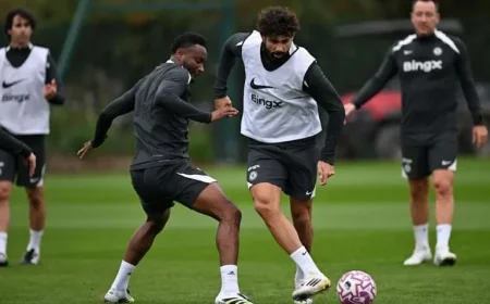 Chelsea Legends Set to Battle Liverpool Legends at Stamford Bridge