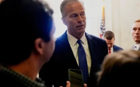 Republicans Block Military Pay Vote Amid Government Shutdown Layoffs