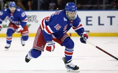 Rangers’ Vincent Trocheck Faces Week-to-Week Absence with Upper-Body Injury