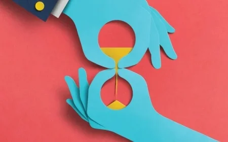 Optimal Strategies for Passing Wealth to Heirs