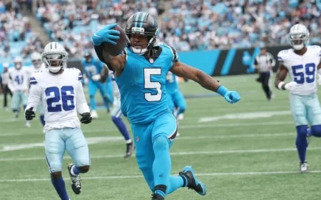 Rico Dowdle Shines as Cowboys Struggle to Contain Him