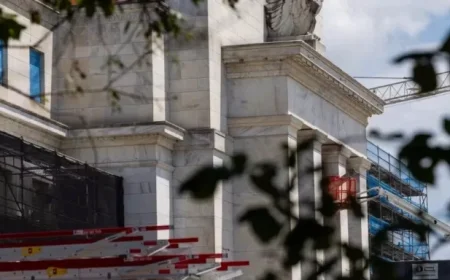 Fed Hawks Waver: Potential Impact on Interest Rates