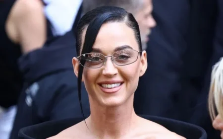 Katy Perry, Justin Trudeau Spotted Kissing Aboard Yacht