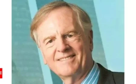 Former Apple CEO John Sculley Hints at Tim Cook’s Possible Retirement Plan