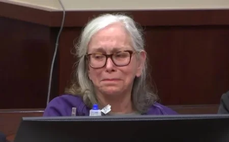 Judge Halts Donna Adelson, Citing Grievance Concerns