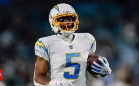 Bills WR Joshua Palmer Exits Monday Night Football After Painful Hip-Drop Tackle