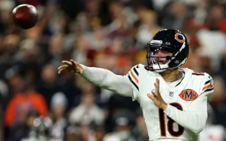 Bears Capitalize on Commanders’ Errors, Lead 13-7 at Halftime
