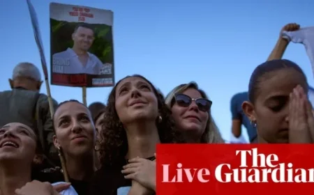 Israelis and Palestinians Celebrate Releases Amid Ongoing Gaza Ceasefire Negotiations