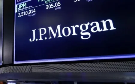 JPM Stock Climbs After Q3 Beat as JPMorgan Lifts 2025 Net-Interest-Income Outlook and Tightens Guidance