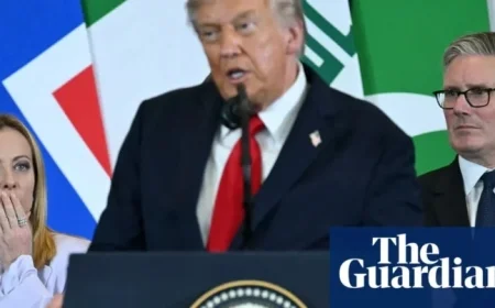 Trump Delivers Mixed Praise and Insults at Gaza Summit