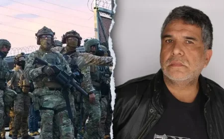 Professor Urges Doxxing ICE Agents, Disrupting Their Operations Online