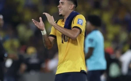 Messi Noticed: Kendry Paez Wins First Ligue 1 Award in France