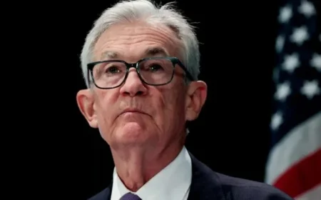 Powell Calms Wall Street as Trump Spurs Soybean Conflict with China