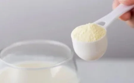 GM Faces $1.6 Billion Charge in EV Strategy Revamp