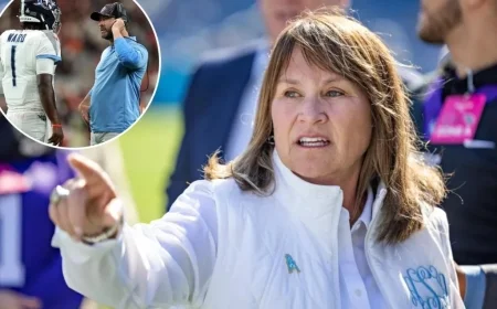 Amy Avoids Embarrassment with Poise