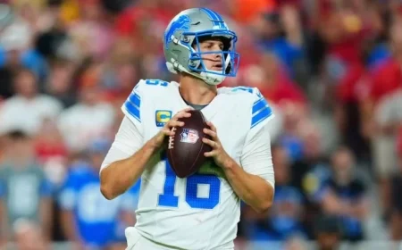 NFL Fantasy 2025: Week 7 Quarterback Picks – Start or Sit