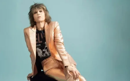 Chrissie Hynde Collaborates with Stars on New Covers Album: A Review