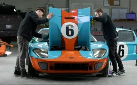 Ford Sells 2006 GT to Fund Heritage Fleet Restorations