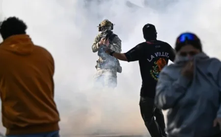 Chicago Faces Uneven ICE Raids: Some Areas Spared, Others Intensely Targeted