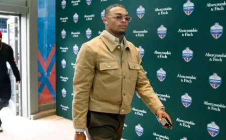 NFL Week 6 Best-Dressed: Justin Fields, Jayden Daniels, Mike Sainristil Shine