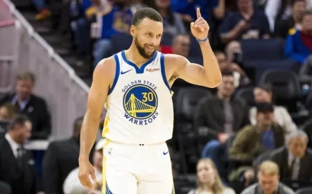 Ex-Warriors GM Reveals Why Steph Curry Is the Ultimate Superstar