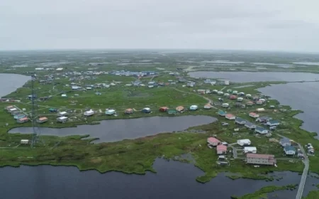 Alaskan Evacuees Grateful for Survival After Fleeing Storm-Ravaged Communities