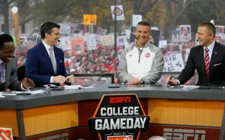 Country Music Icon Joins ‘College GameDay’ as Guest Picker for Georgia-Ole Miss