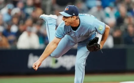 Max Scherzer Stuns Mariners with Surprise Pitch, Evens ALCS at 2–2